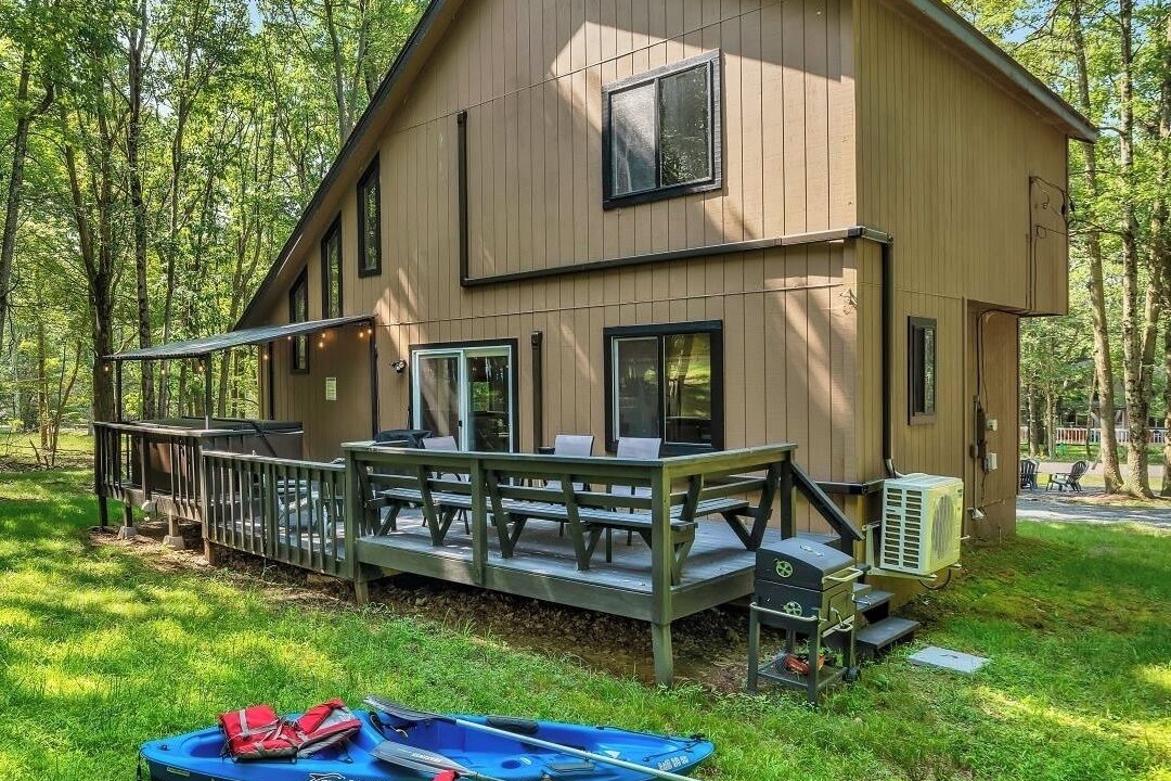 Photo of Outdoor in Briar Crest Woods
