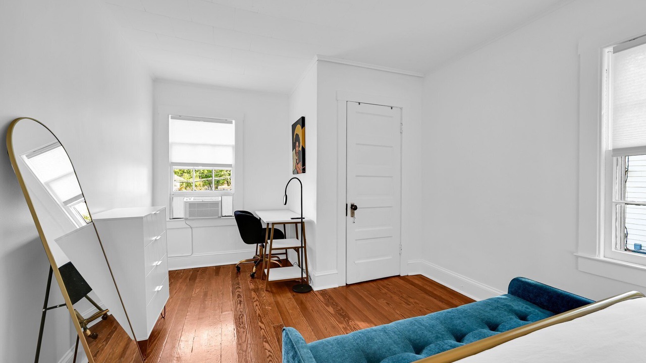 Photo of Bedroom in Newburgh