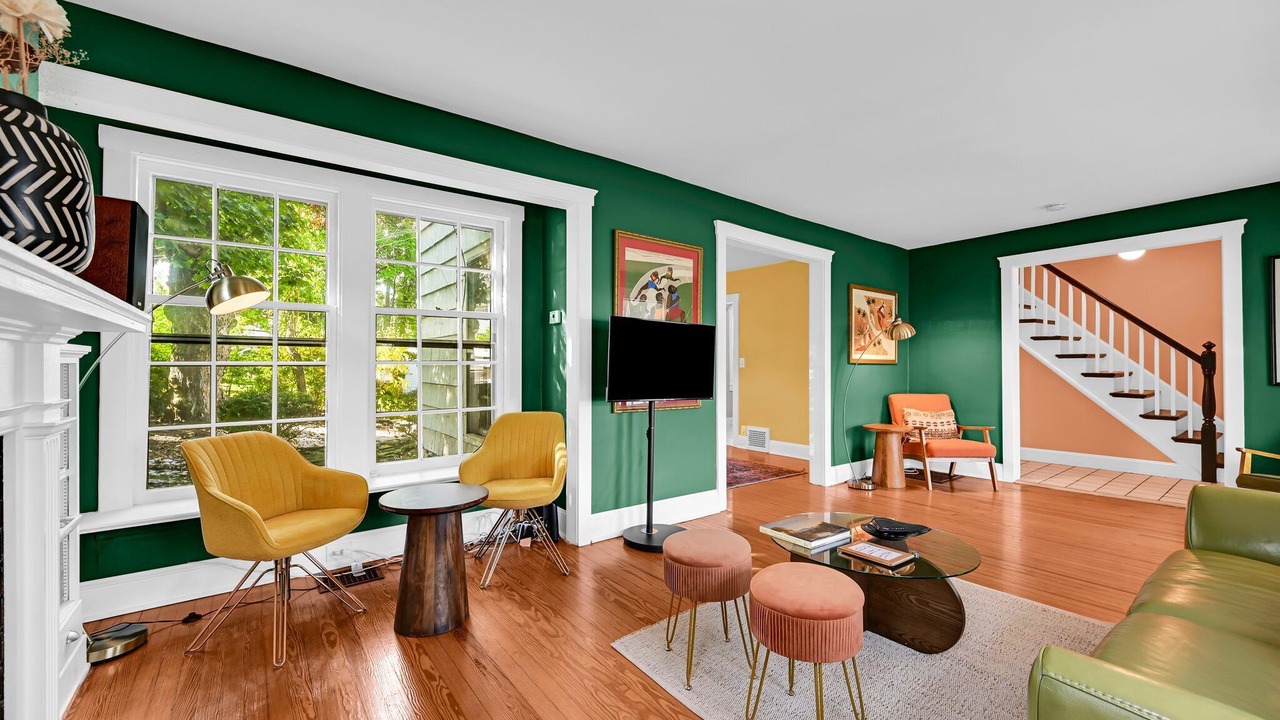 Photo of Livingroom in Newburgh