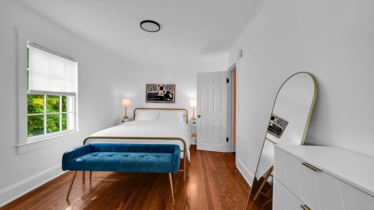 Photo of Bedroom in Newburgh