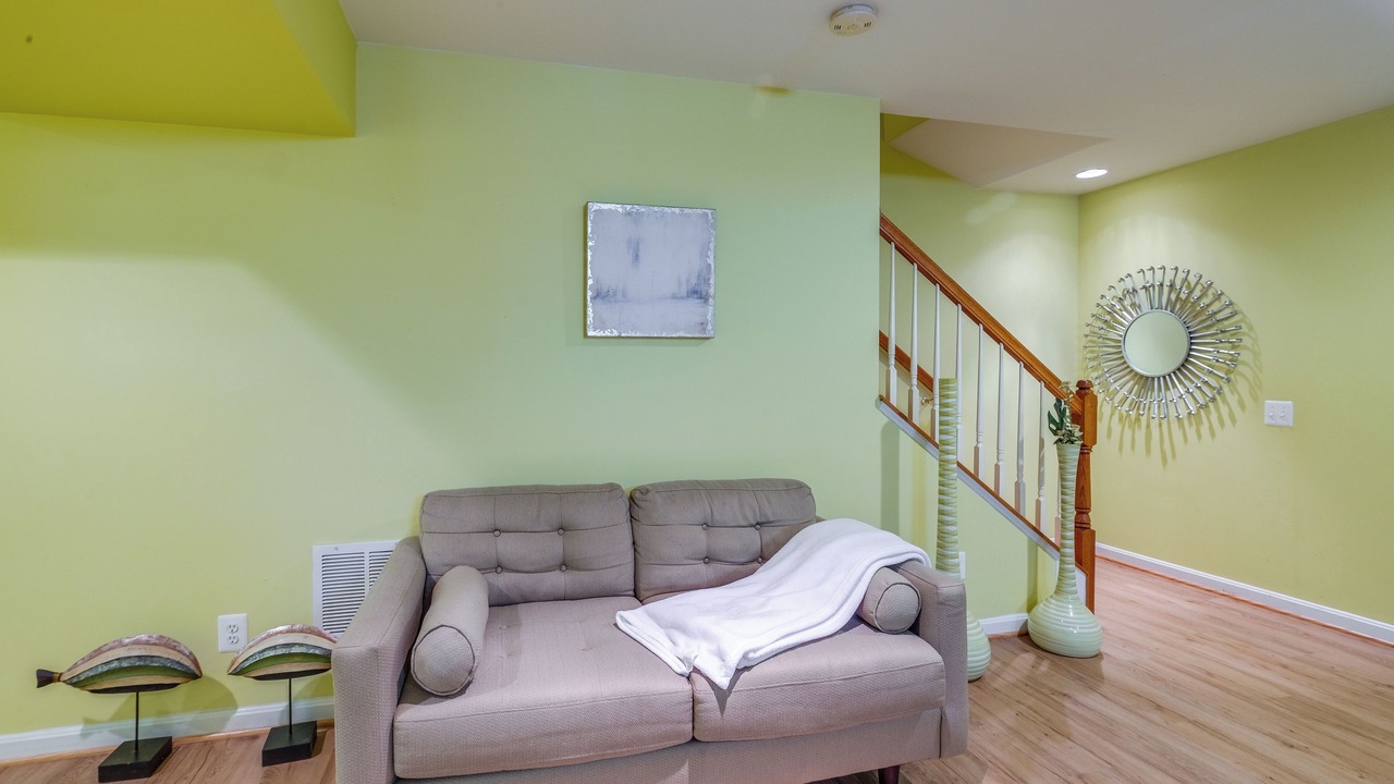 Photo of Livingroom in Lorton