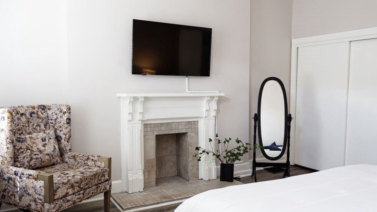Photo of Bedroom in Downtown Cincinnati