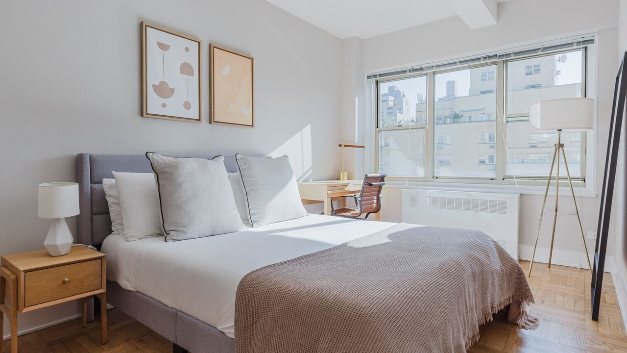 Photo of Bedroom in Midtown East