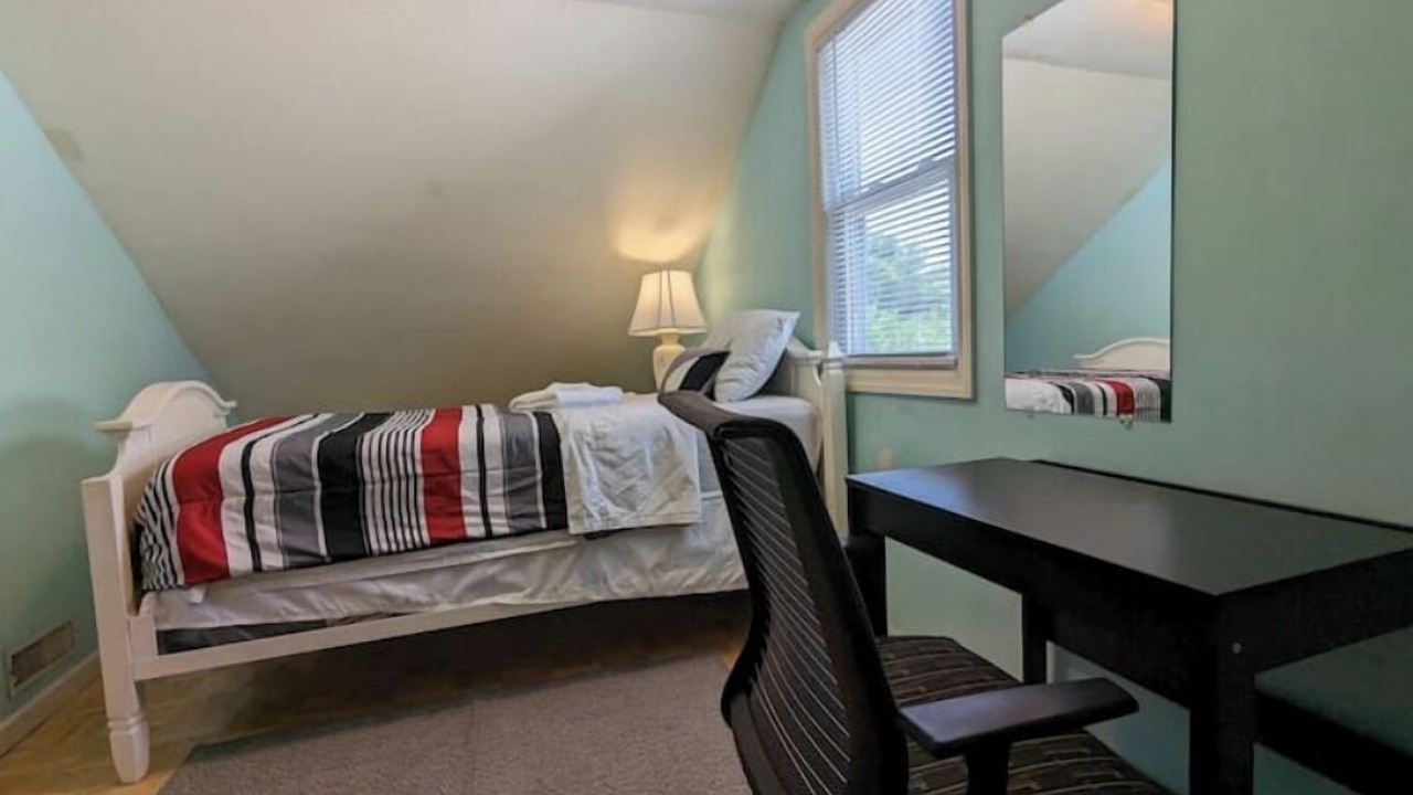 Photo of Bedroom in Hyattsville
