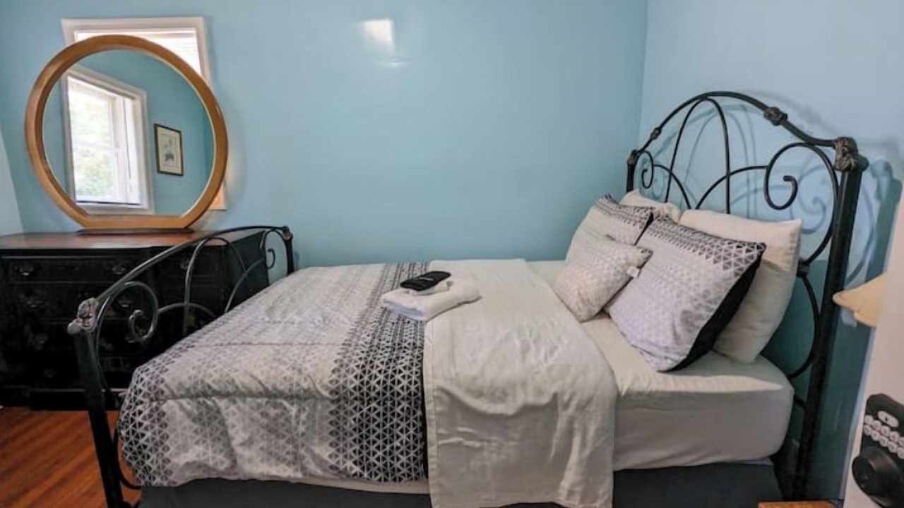 Photo of Bedroom in Hyattsville