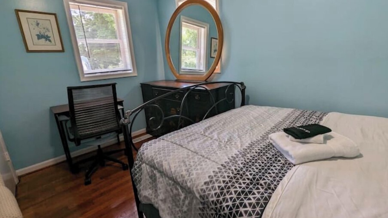 Photo of Bedroom in Hyattsville