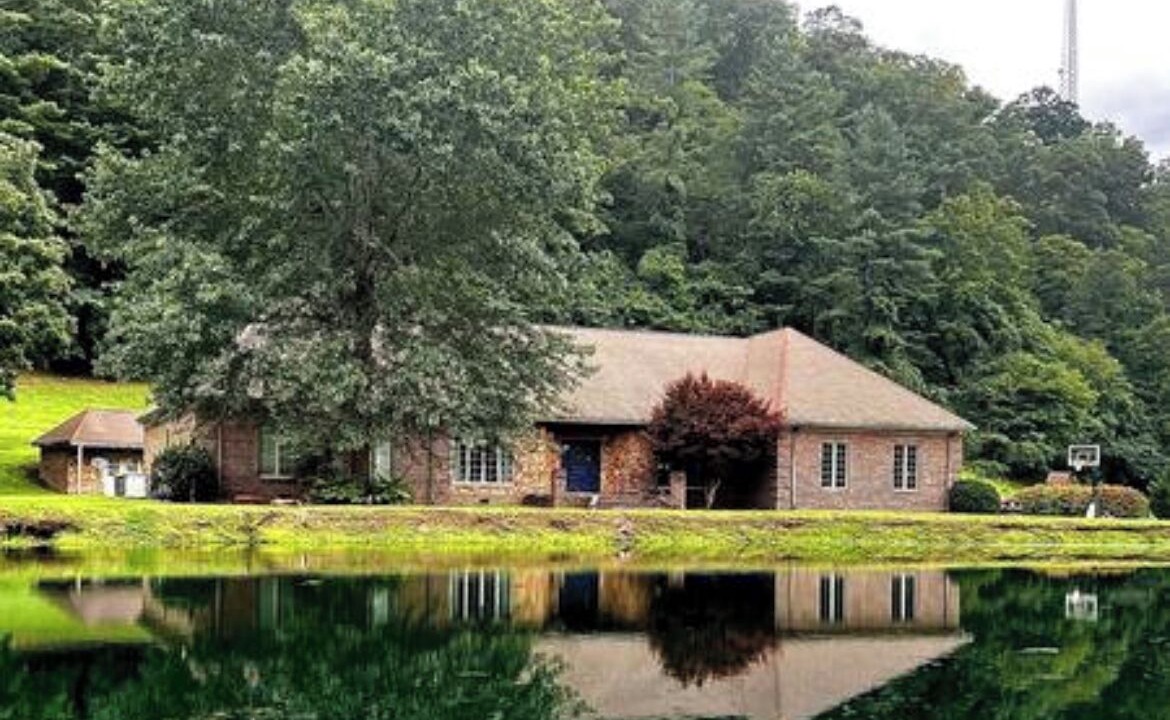 Photo of Outdoor in Dayhoit
