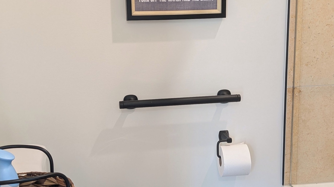 Photo of Bathroom in Maryville