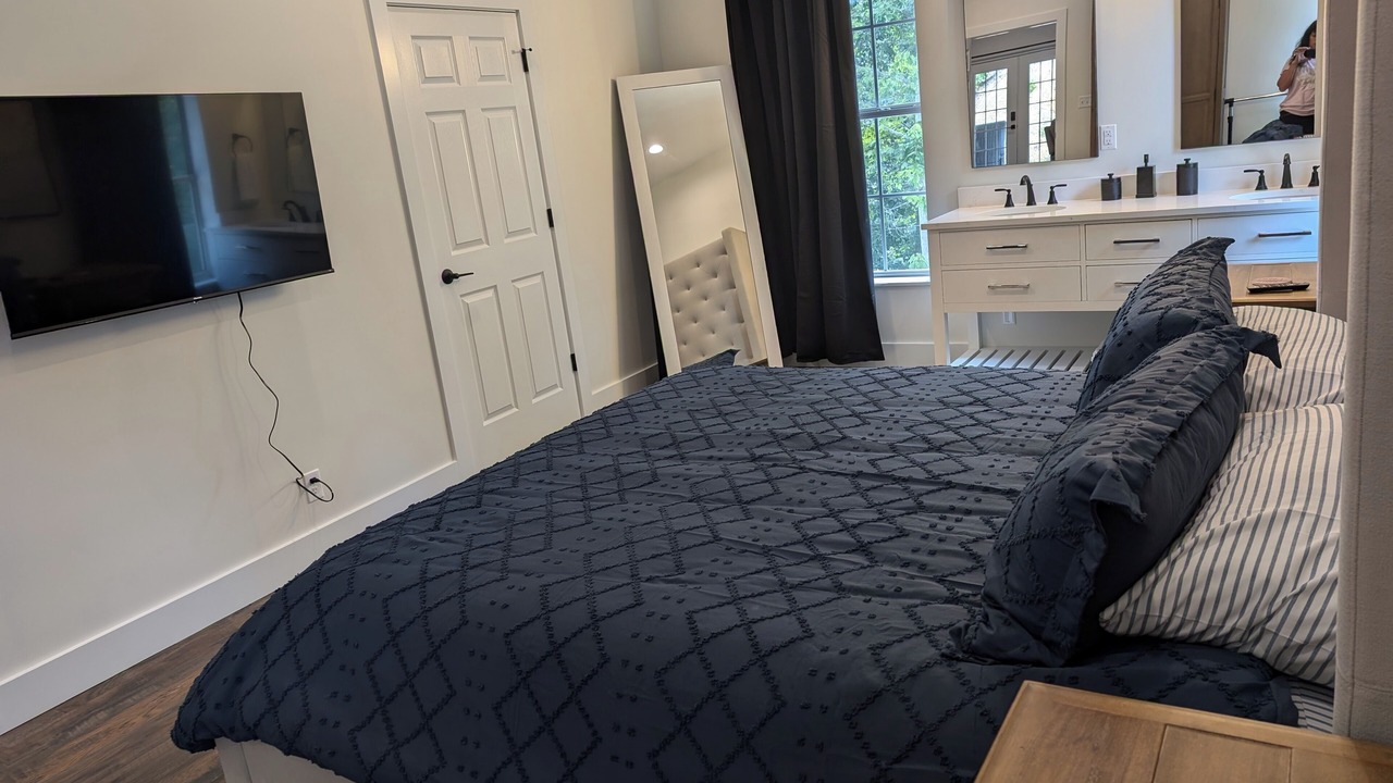 Photo of Bedroom in Maryville