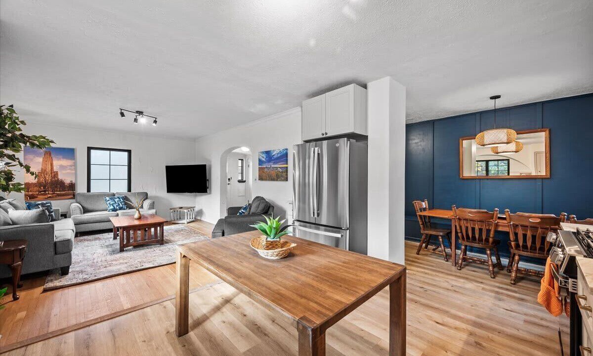 Photo of Livingroom in Shadyside