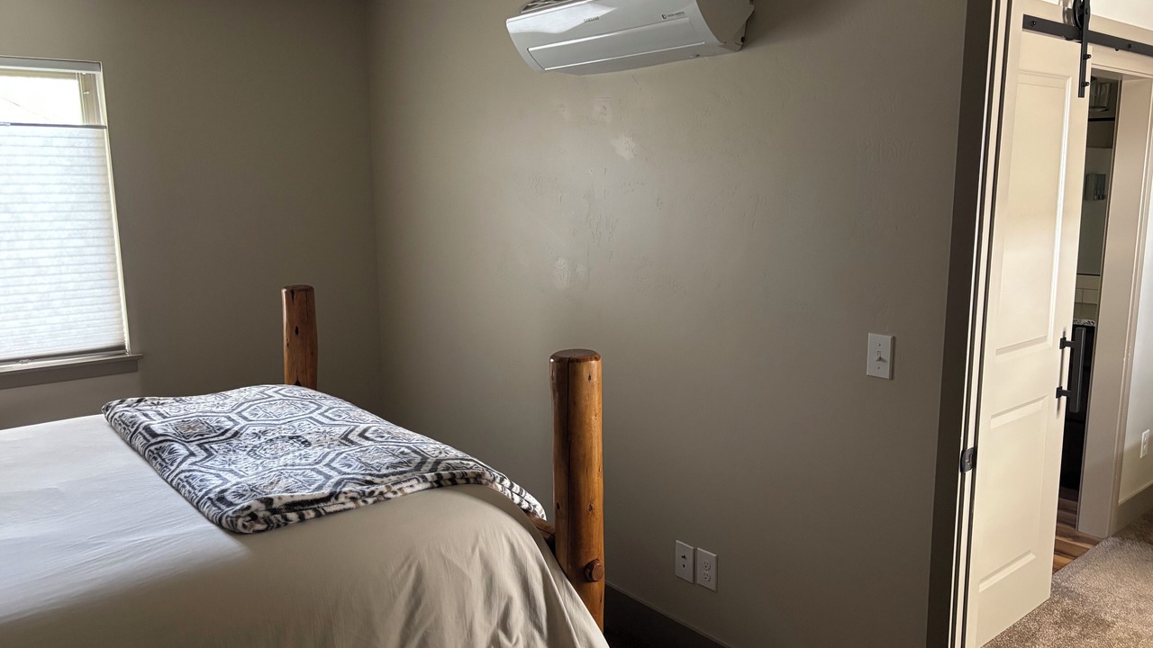 Photo of Bedroom in Tamarack Resort