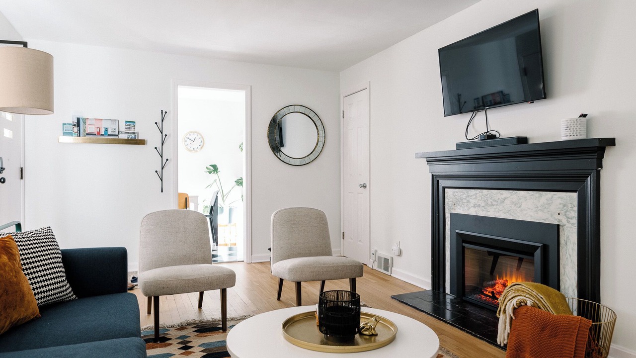 Photo of Livingroom in Brecksville