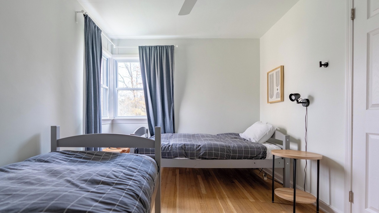 Photo of Bedroom in Brecksville