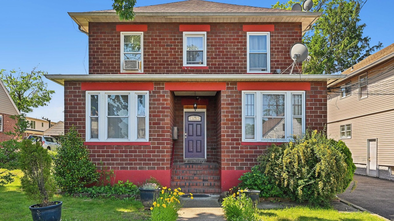 Photo of Outdoor in Teaneck