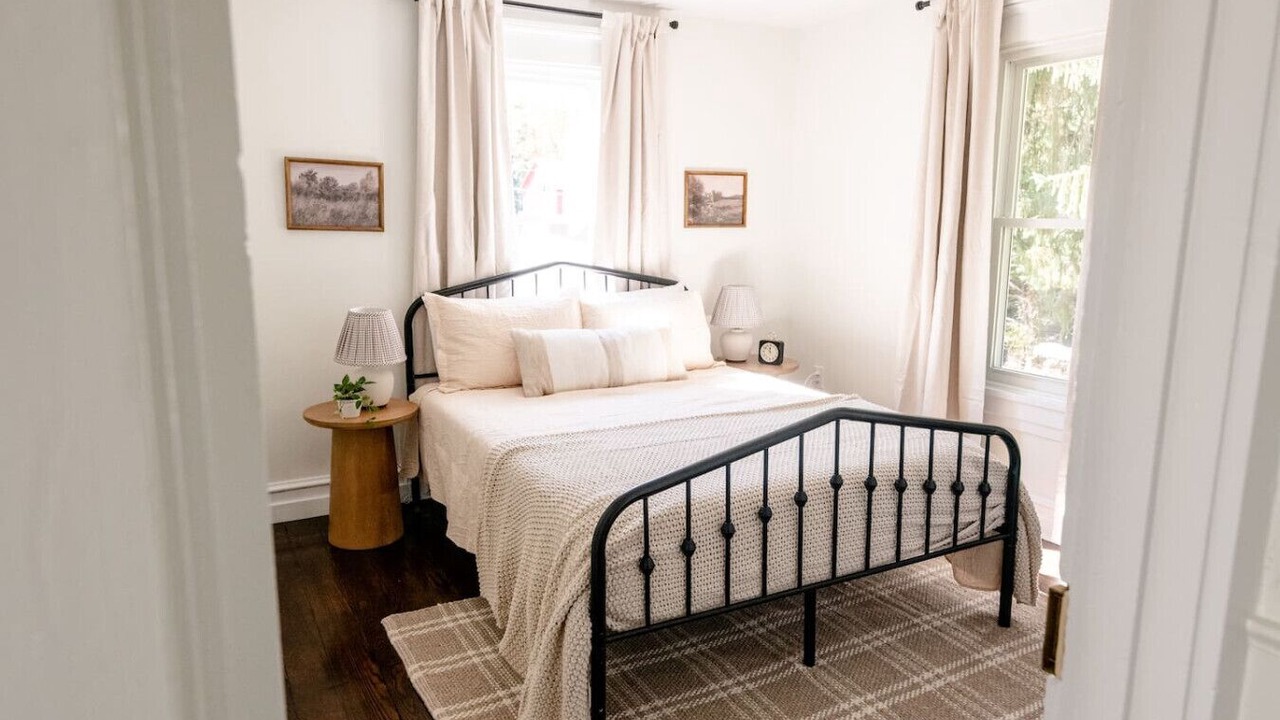 Photo of Bedroom in Columbia