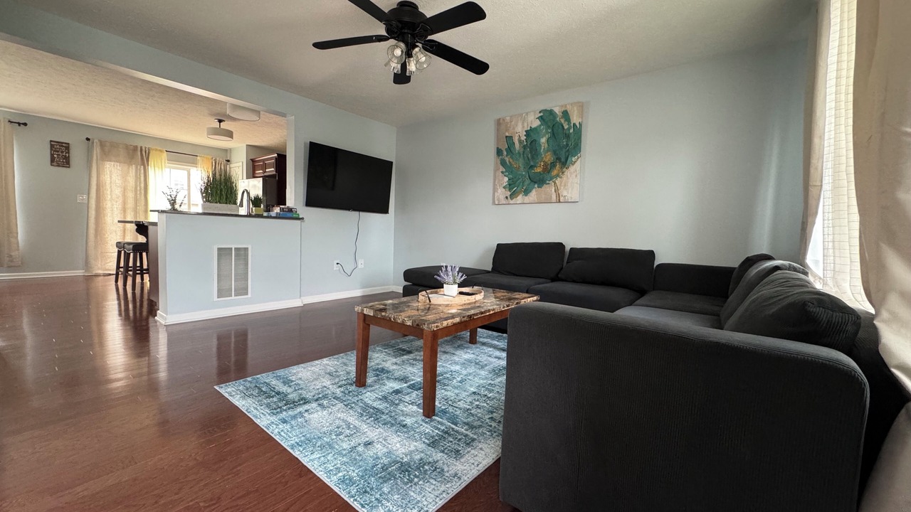 Photo of Livingroom in Bridgeport