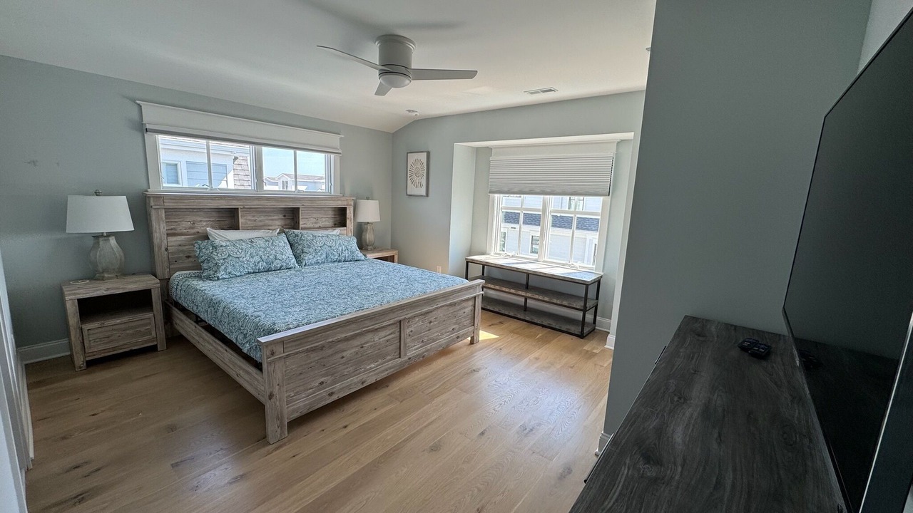 Photo of Bedroom in Avalon