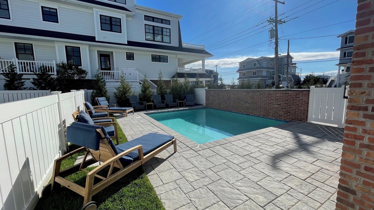 Photo of Outdoor in Avalon