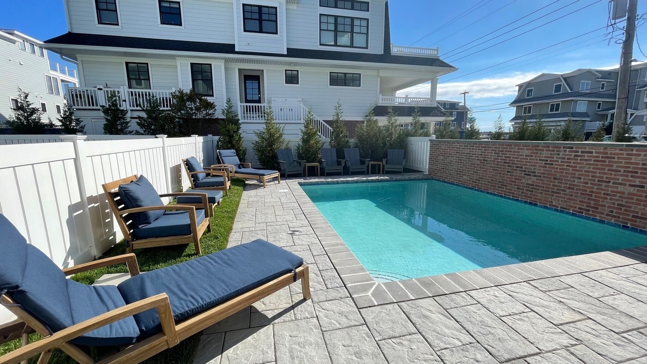 Photo of Outdoor in Avalon