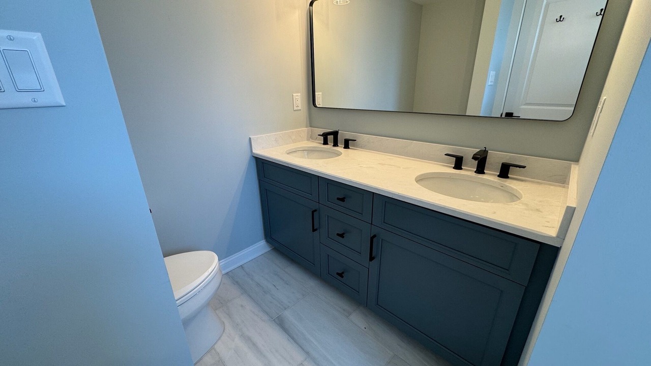 Photo of Bathroom in Avalon
