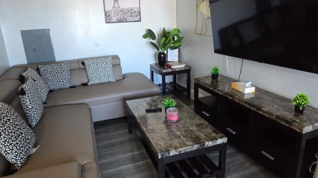 Photo of Livingroom in Paterson