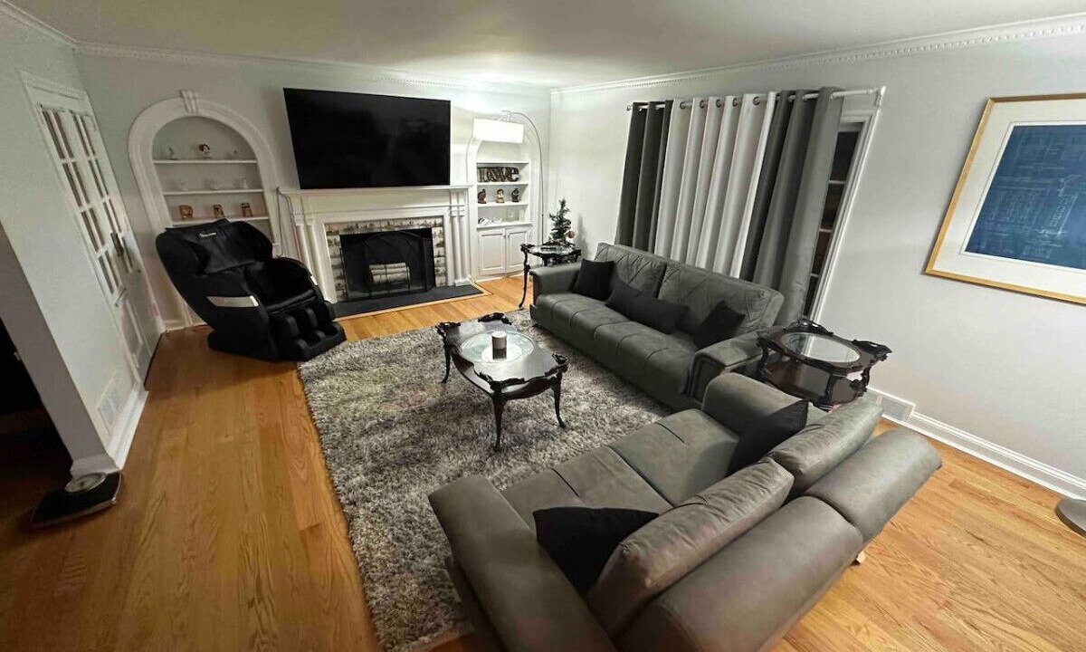 Photo of Livingroom in Paterson
