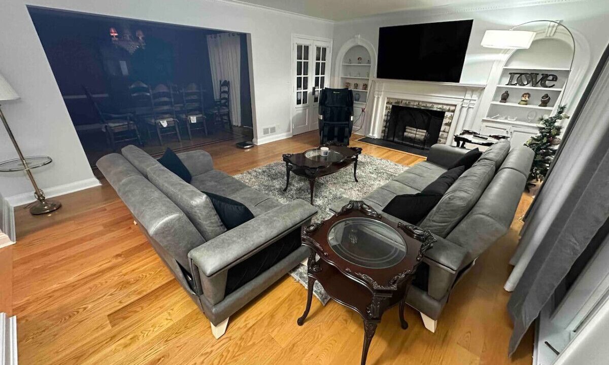Photo of Livingroom in Paterson