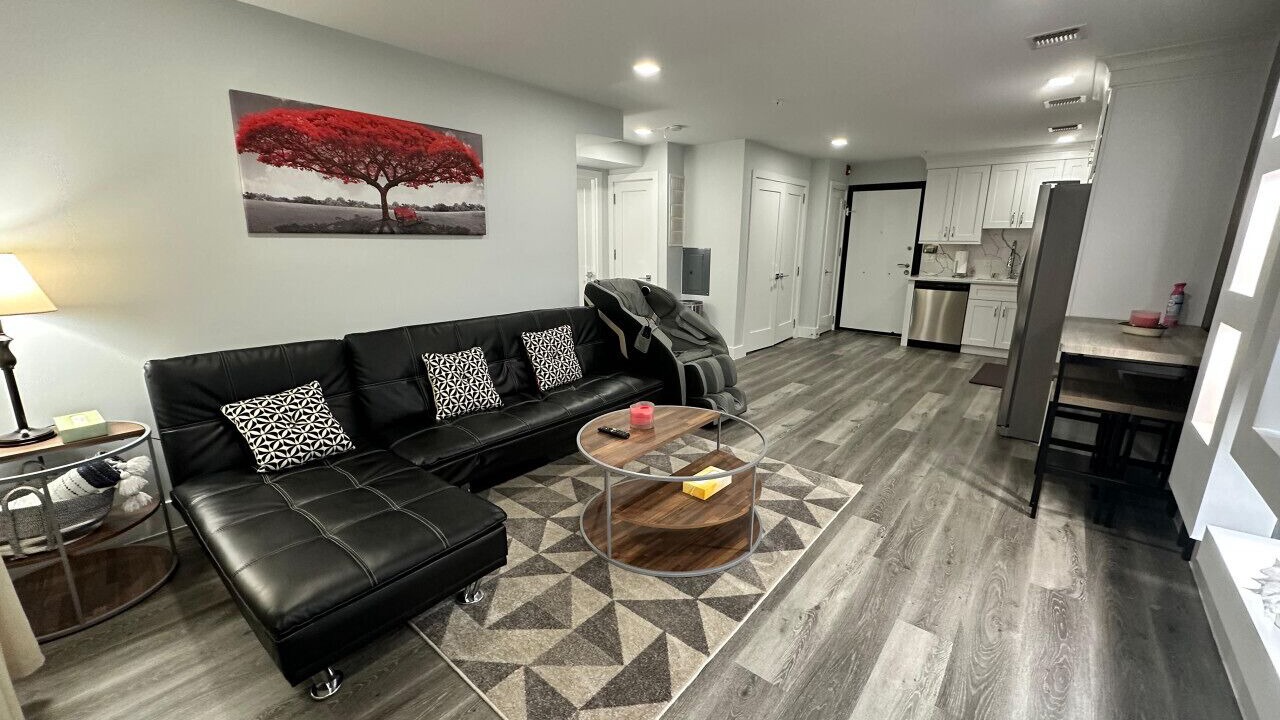 Photo of Livingroom in Paterson