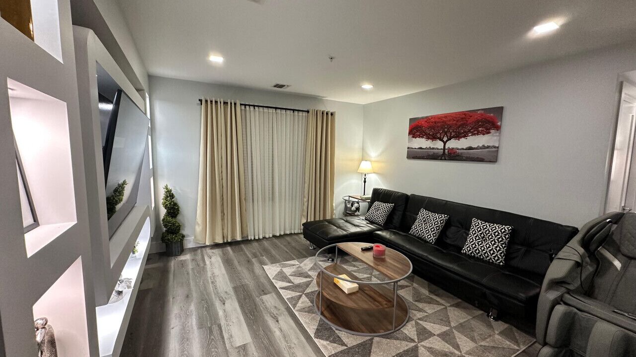 Photo of Livingroom in Paterson