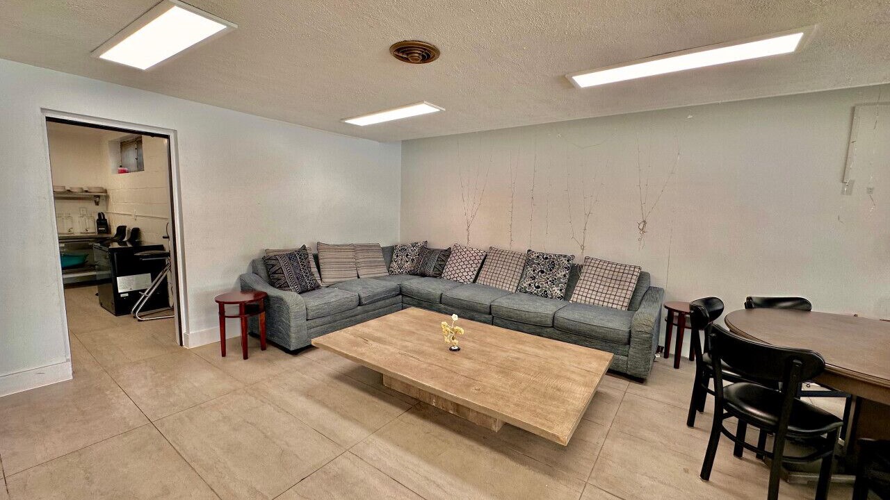 Photo of Livingroom in Paterson