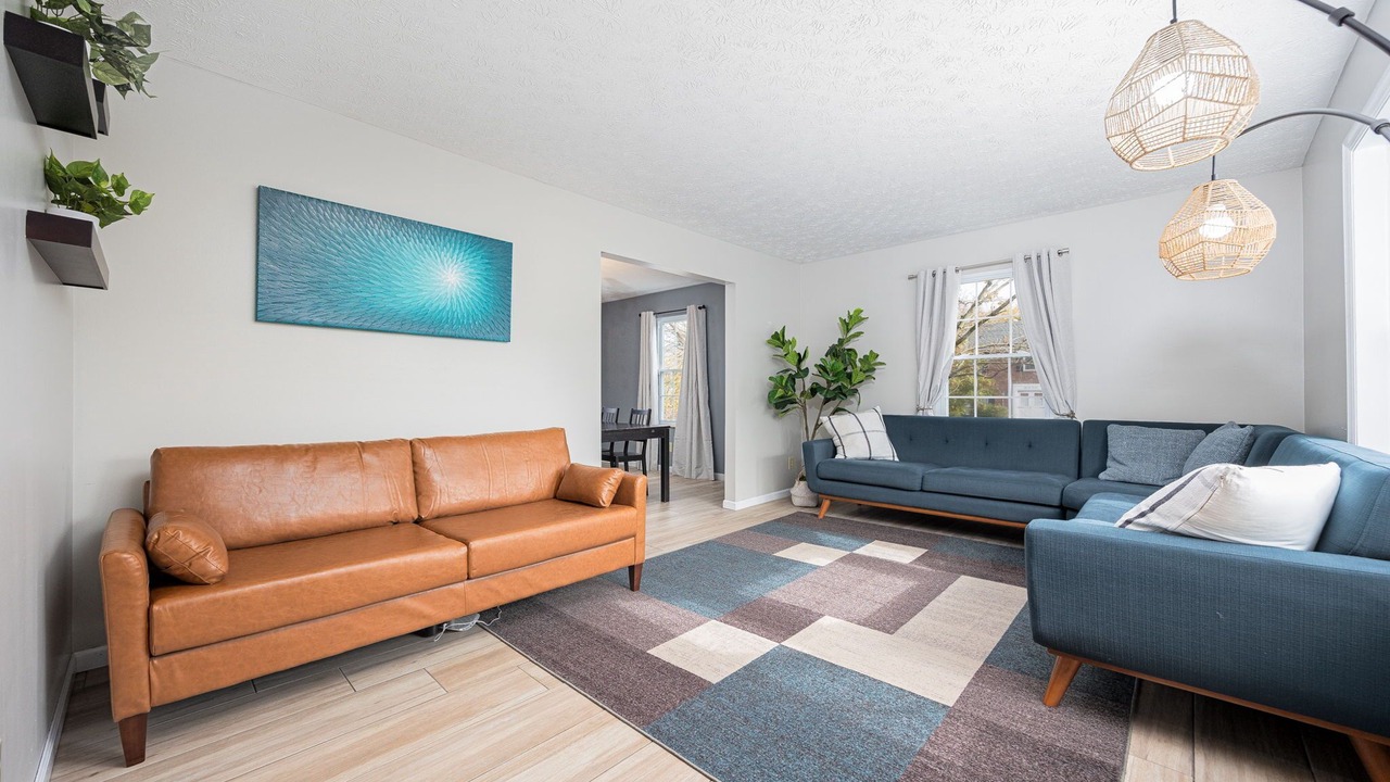 Photo of Livingroom in Northwest Columbus