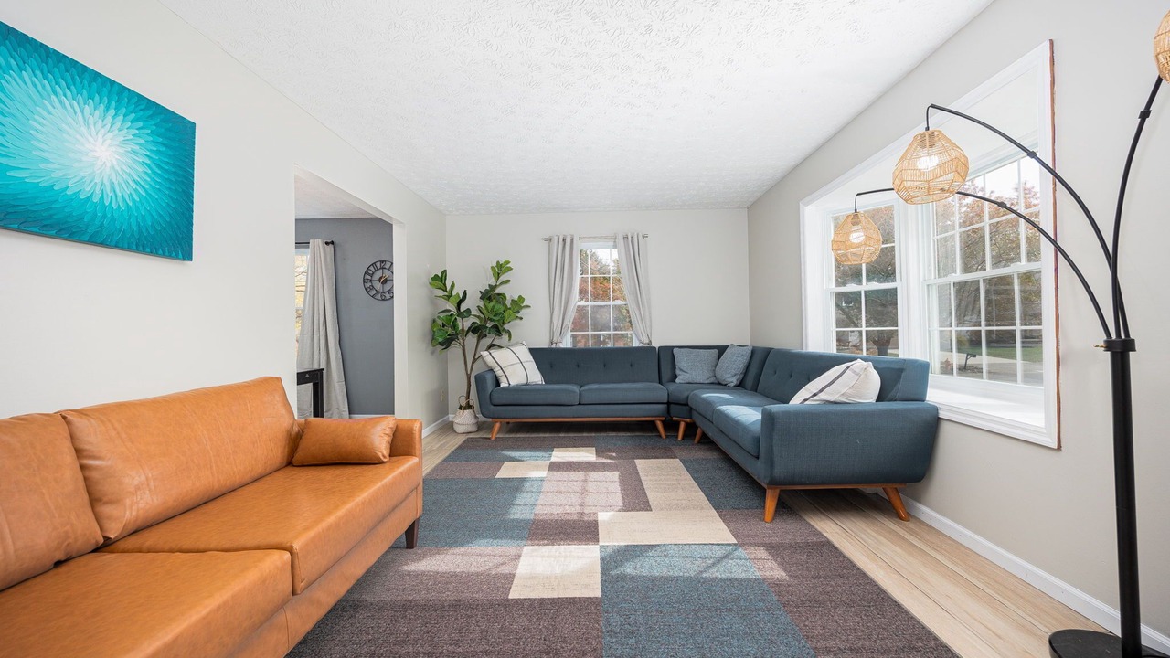 Photo of Livingroom in Northwest Columbus
