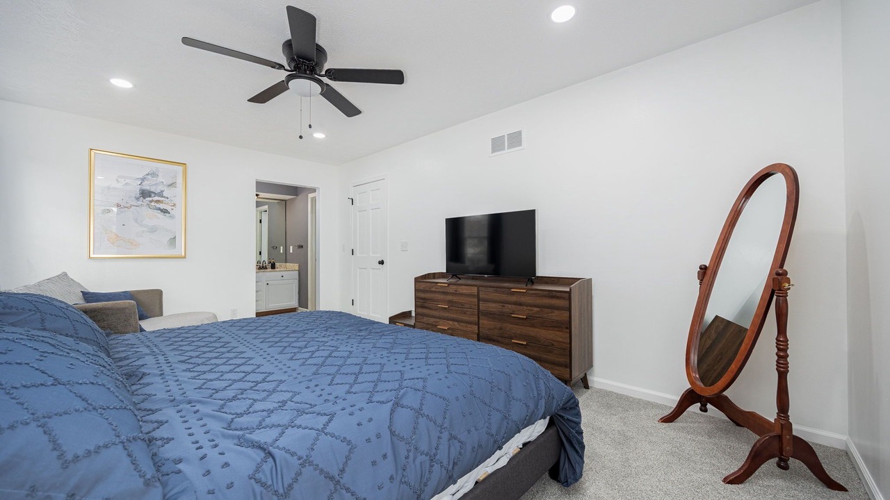 Photo of Bedroom in Northwest Columbus