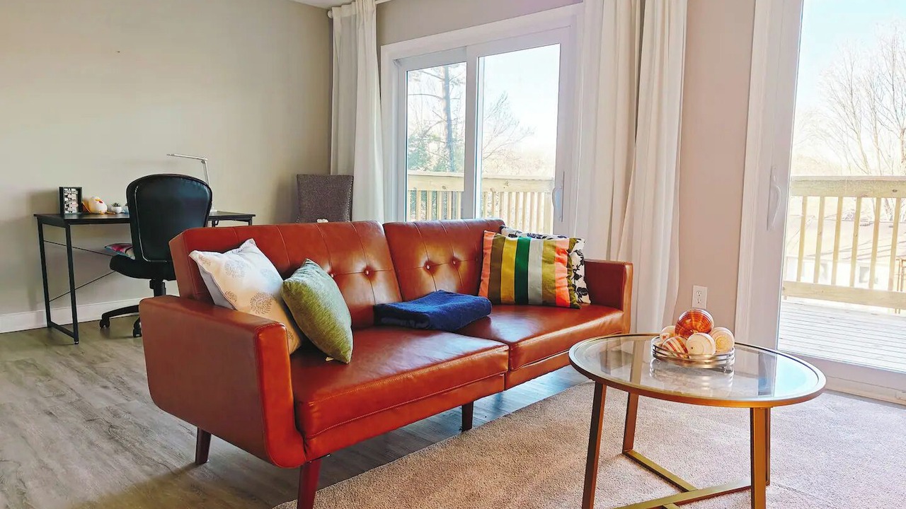 Photo of Livingroom in Montgomery Village