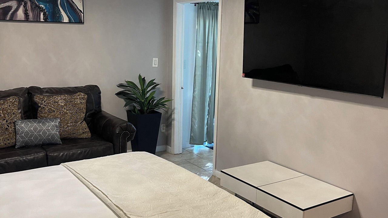 Photo of Bedroom in Belleville