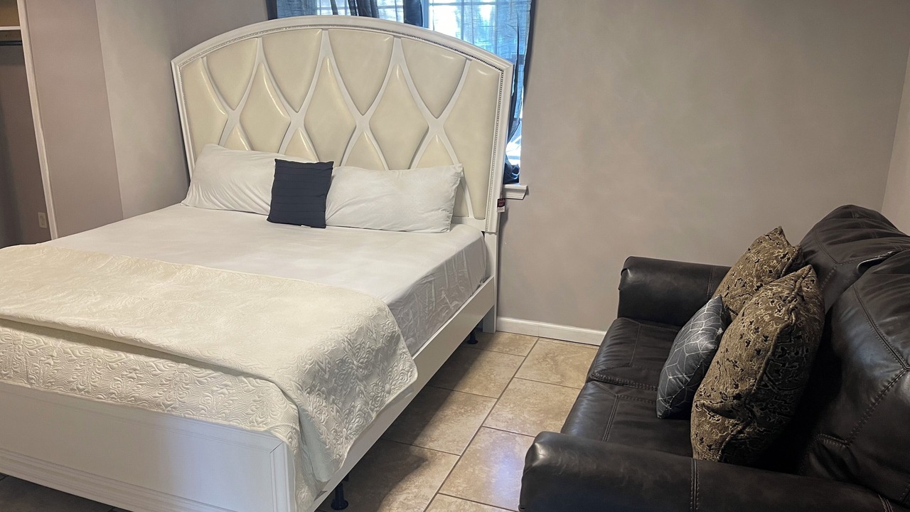 Photo of Bedroom in Belleville