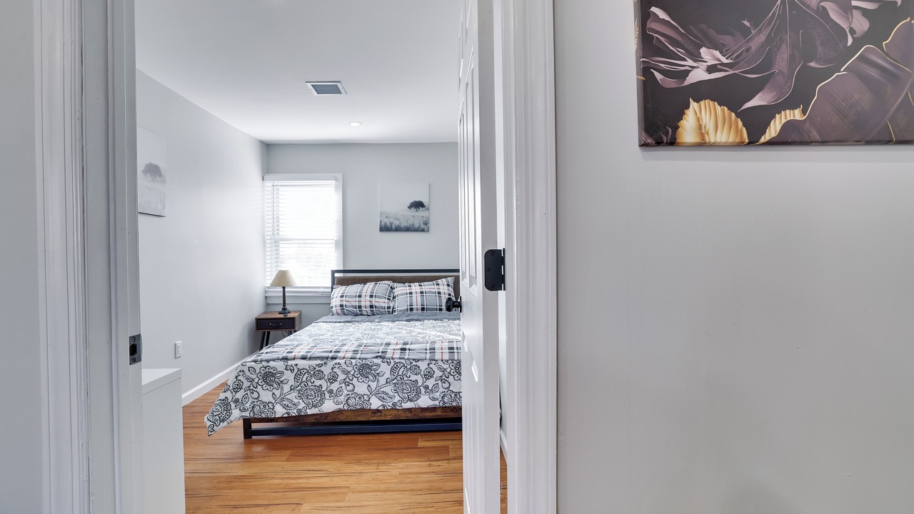 Photo of Bedroom in Weequahic
