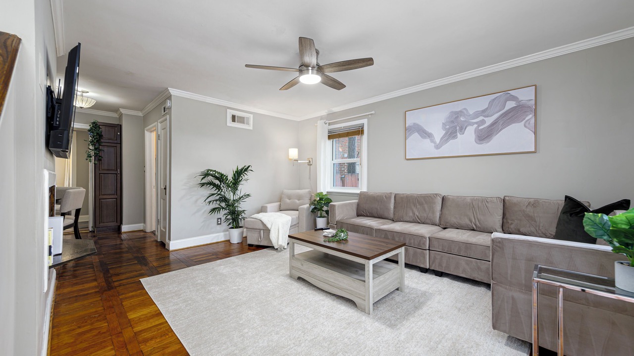 Photo of Livingroom in Arlington Heights