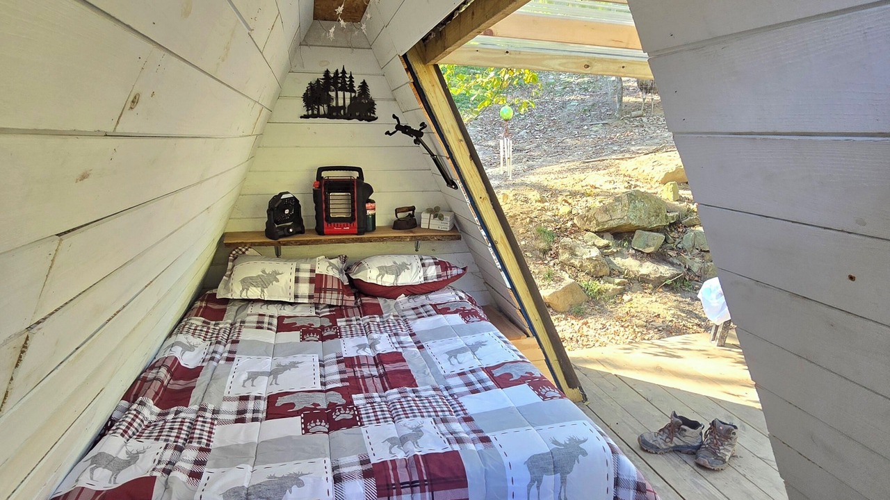 Photo of Bedroom in Coal Fork