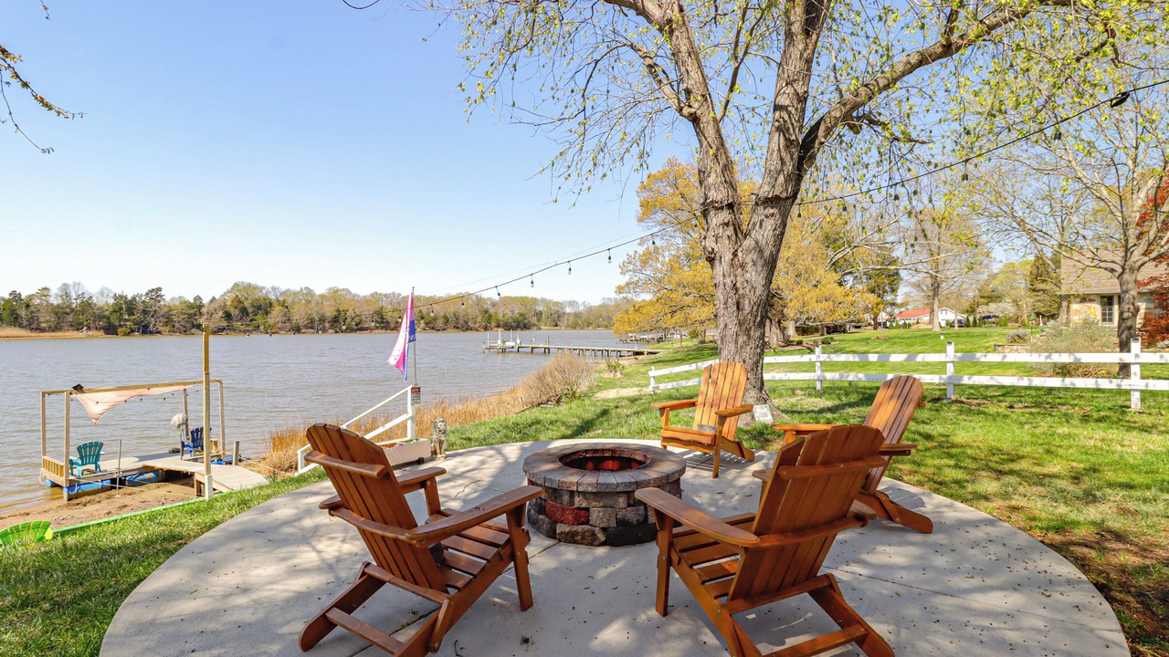 Photo of Patio Balcony in Dahlgren