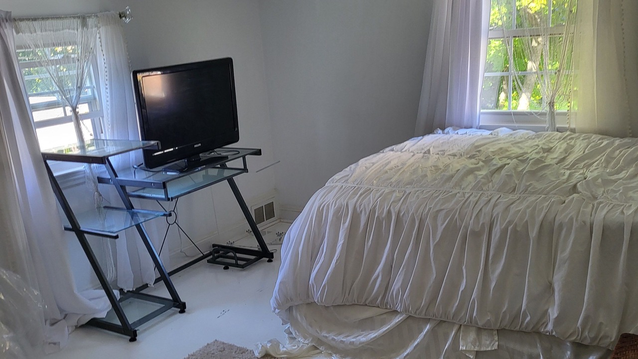 Photo of Bedroom in Englewood
