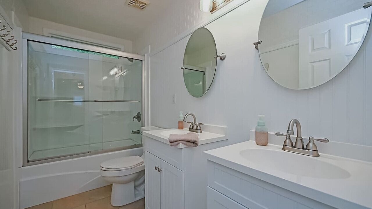 Photo of Bathroom in Cynthiana