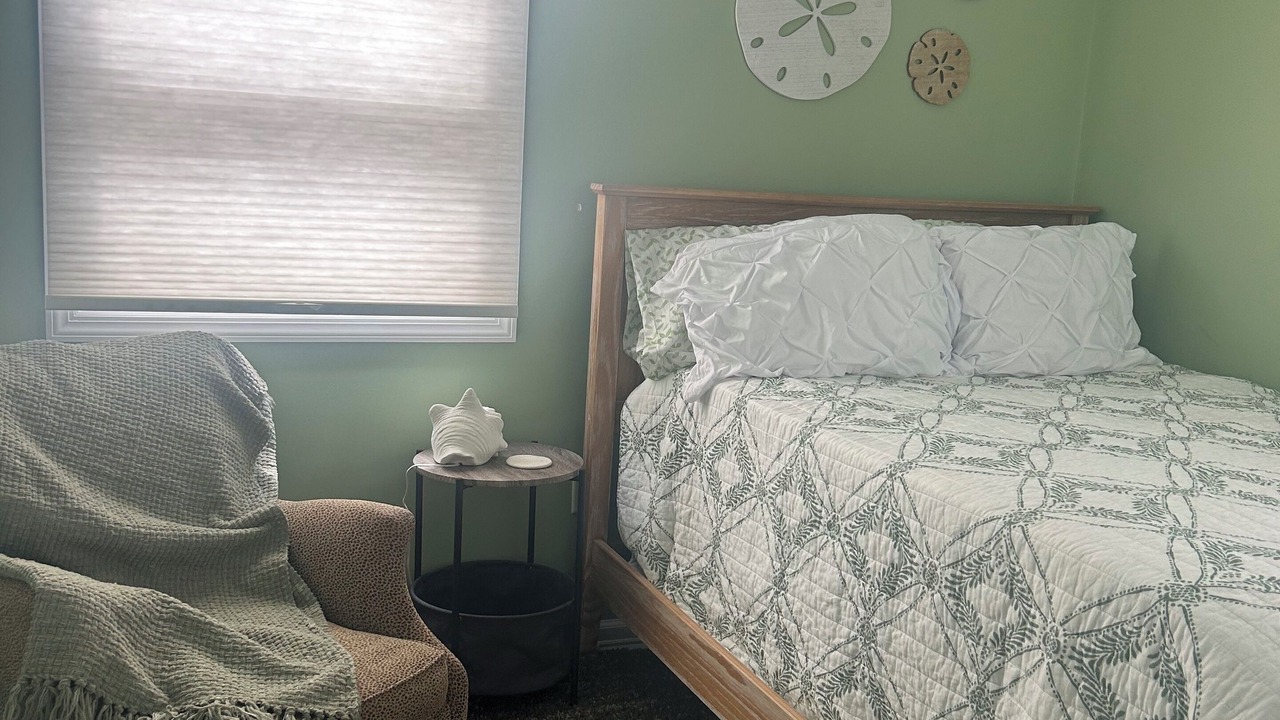 Photo of Bedroom in Normandy Beach