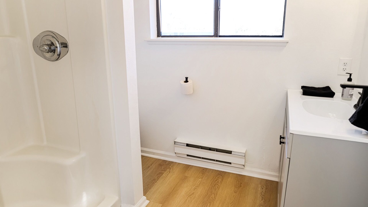 Photo of Bathroom in Woodridge