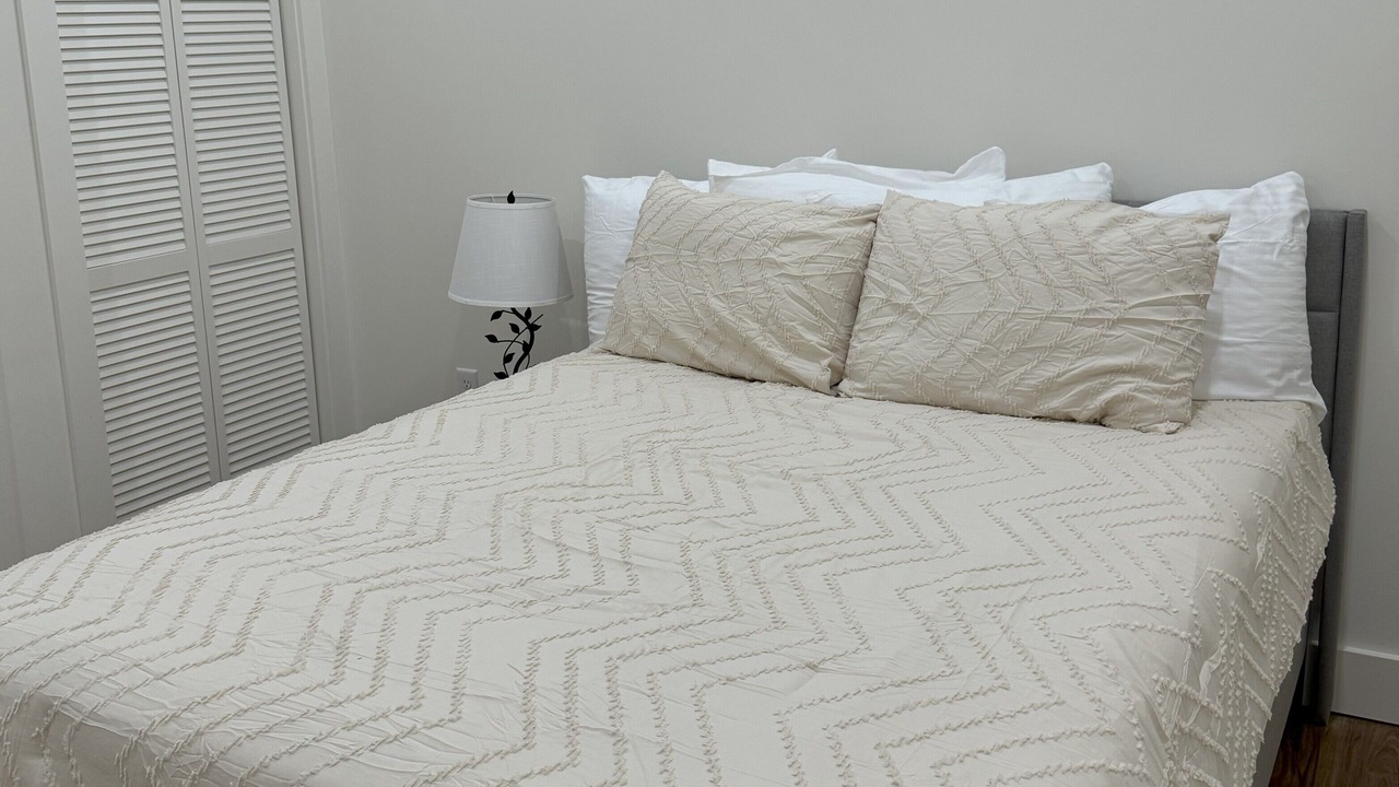 Photo of Bedroom in Elizabethtown