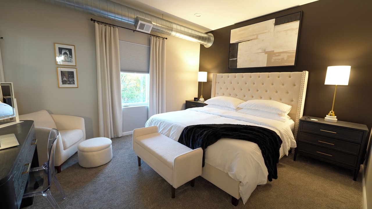 Photo of Bedroom in Lower Lawrenceville
