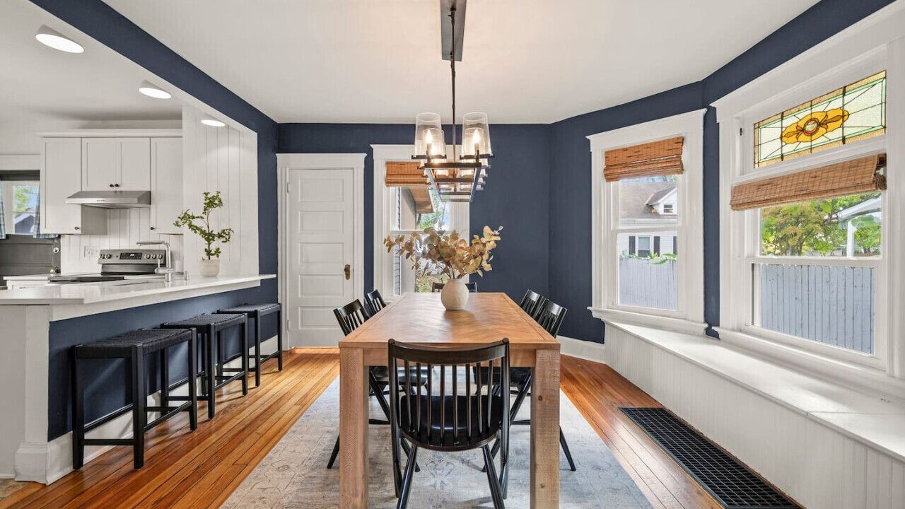 Photo of Bedroom in Oakley