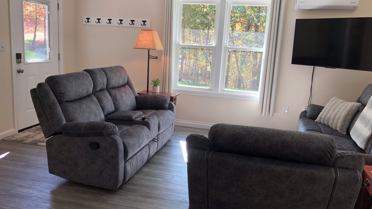 Photo of Livingroom in Ellerslie