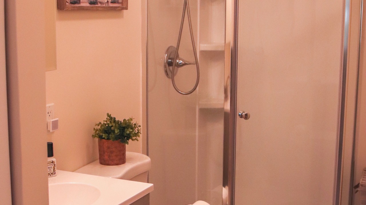 Photo of Bathroom in Ellerslie