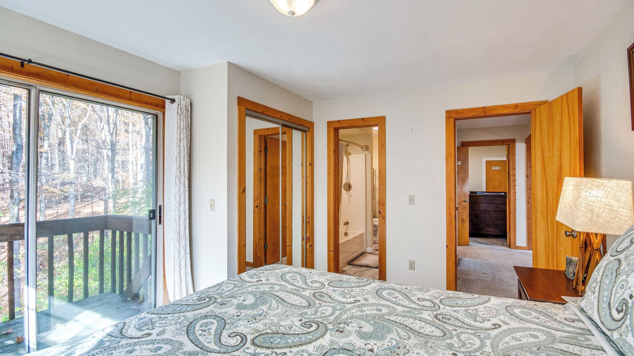 Photo of Bedroom in Lansing